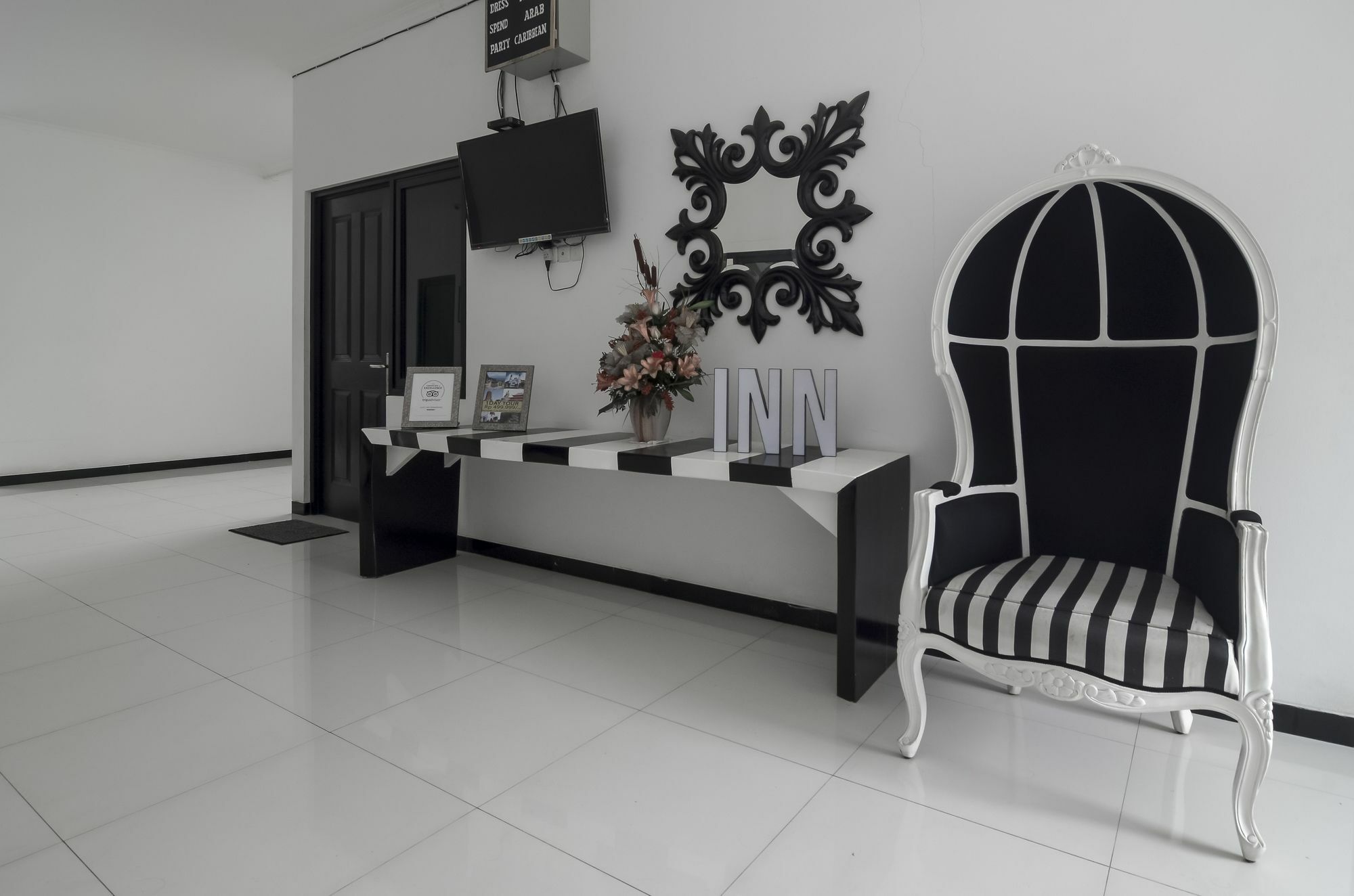 Hotel Reddoorz Near Poncol Station Semarang Exterior foto